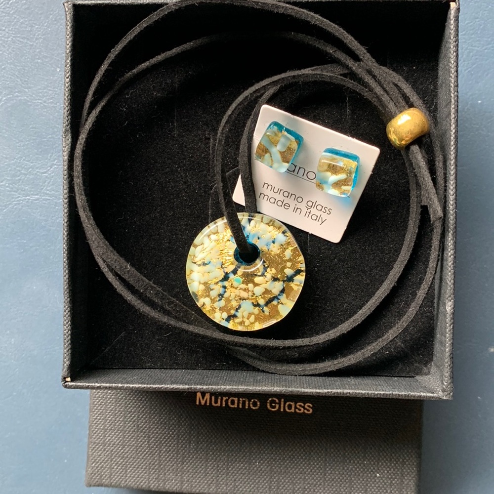 Murano glass reversible pendant, and matching pierced earrings